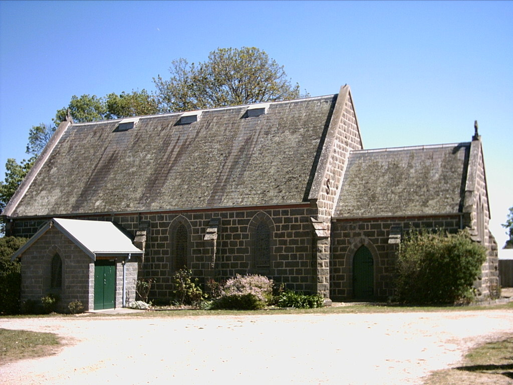 St Thomas Winchelsea side view 1