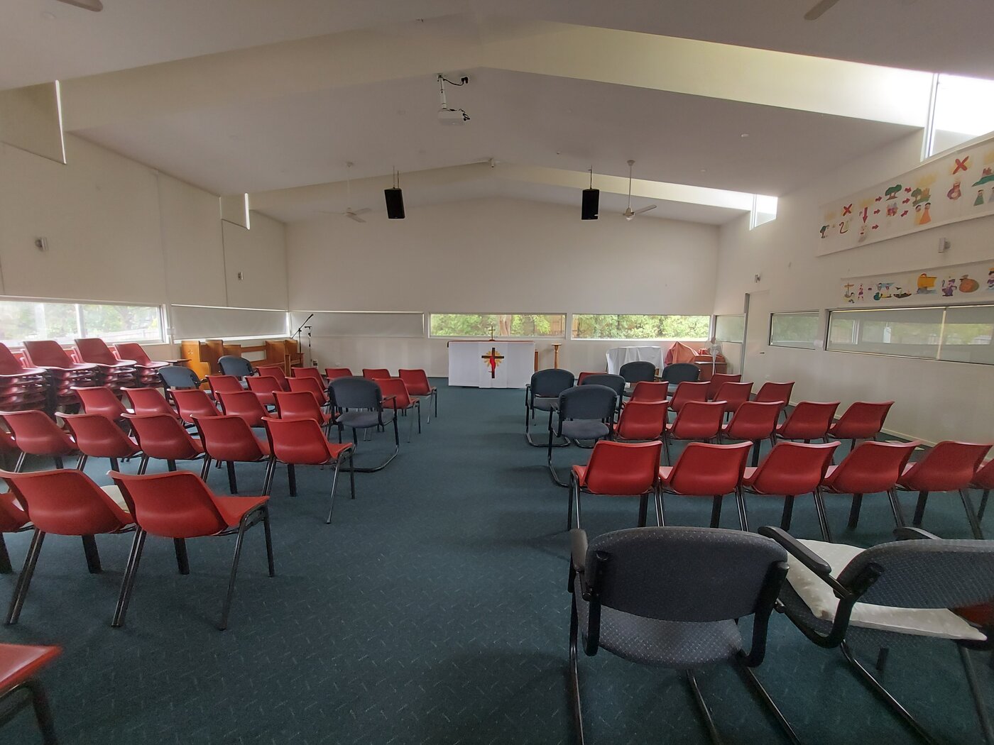 St James Warrenwood/Croydon Hills 